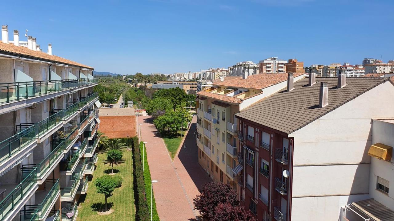 Universidad Del Mar - Alquiler Solo Familias Гандия Экстерьер фото