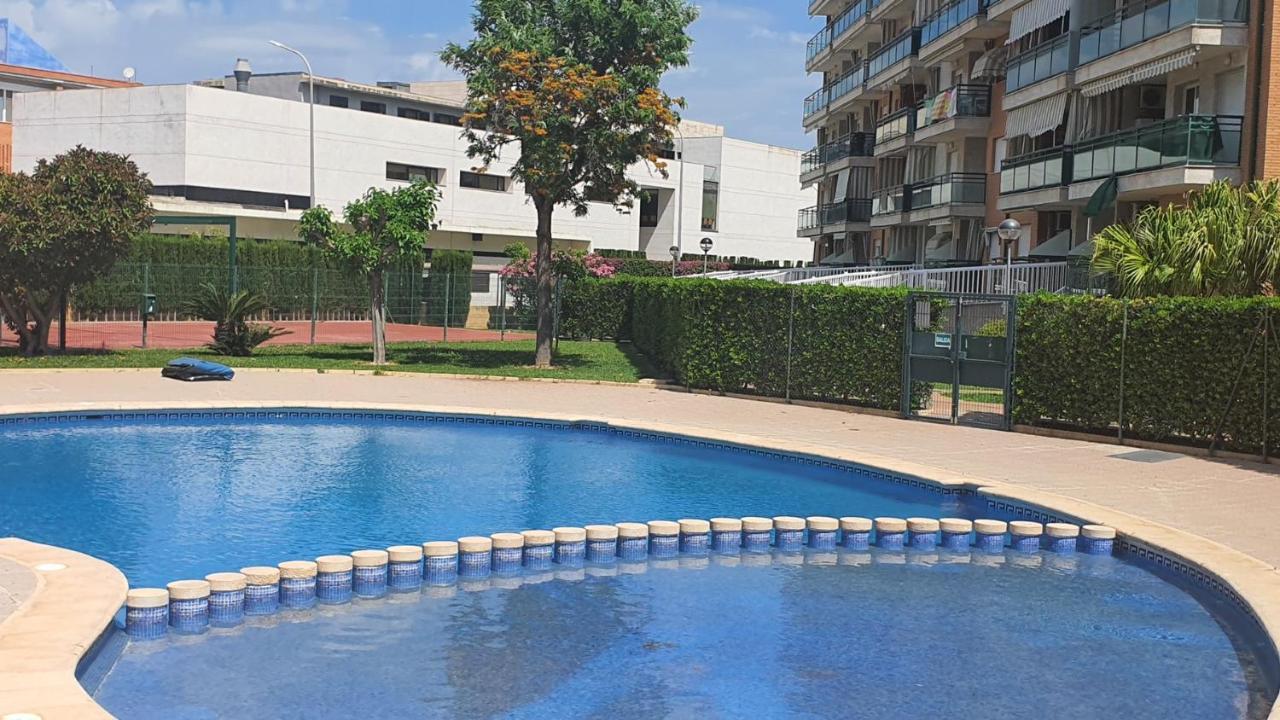 Universidad Del Mar - Alquiler Solo Familias Гандия Экстерьер фото